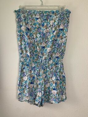 FCNY Floral Strapless Romper Medium Pockets Summer Festival Beach Lightweight